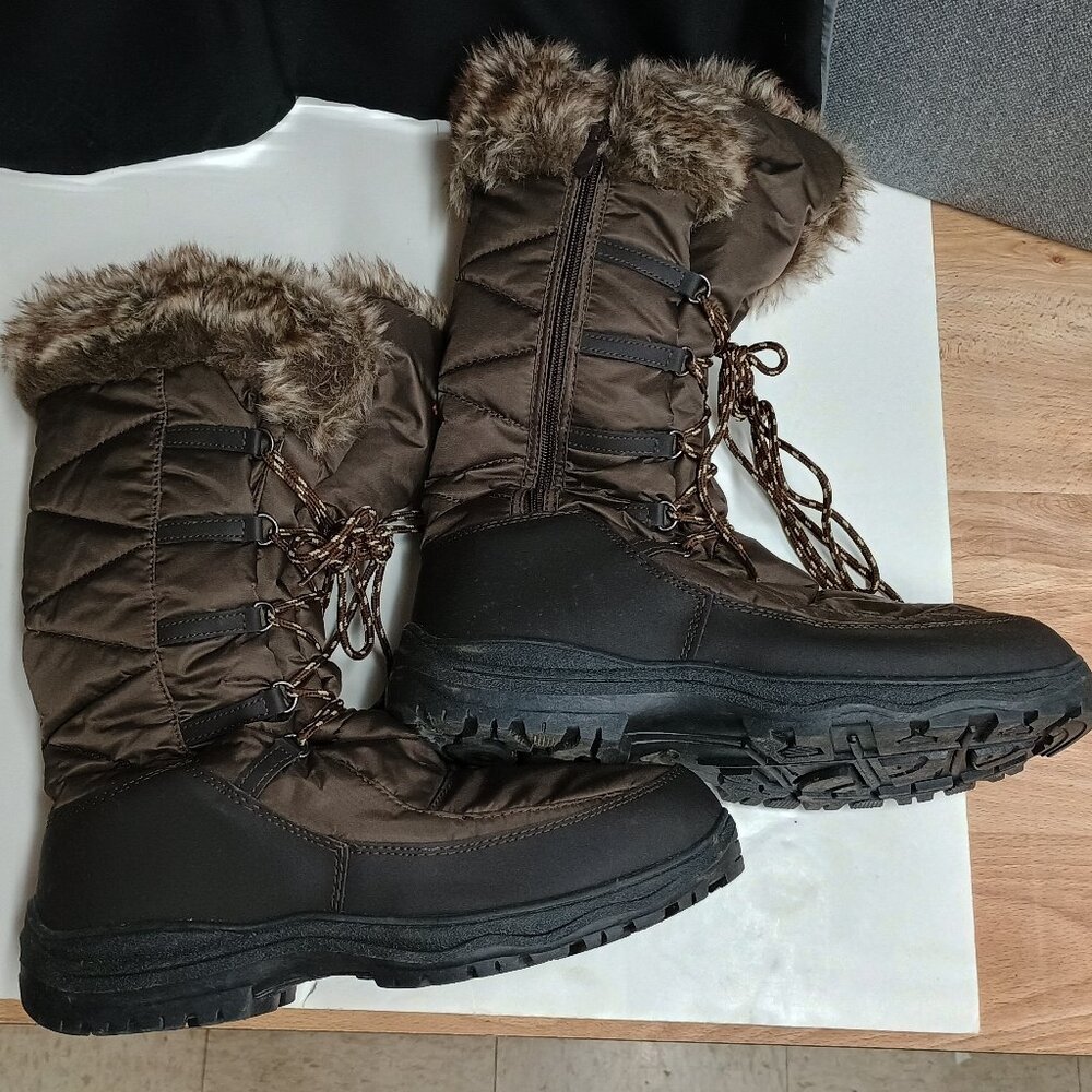 ArctiV8 Winter Boots